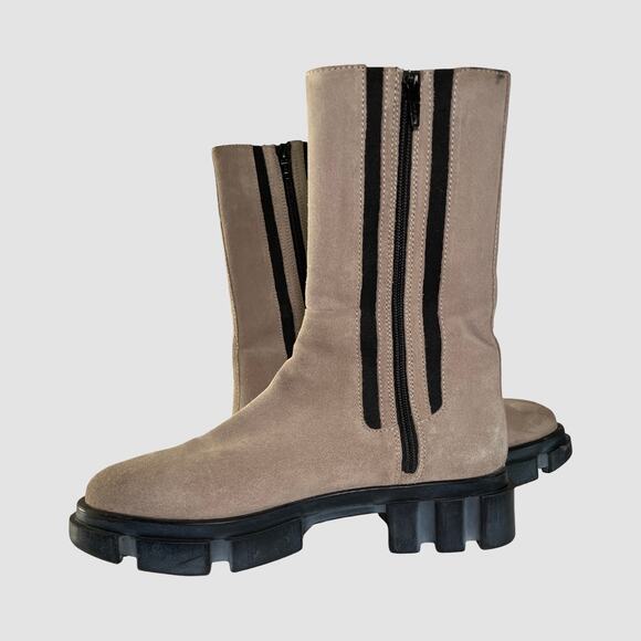 Free People Brooks Chelsea Boot Taupe Suede Lug Sole Mid Calf 39.5 / 9 - Picture 9 of 13